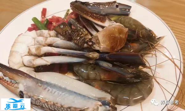 这5种食物，是残忍的“衰老加速器”，每吃一口都在催你老！